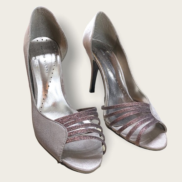 Roberto Vianni for Neiman Marcus (Size 8) Metallic Sheen Glitter Open-Toe Heels - Picture 5 of 12